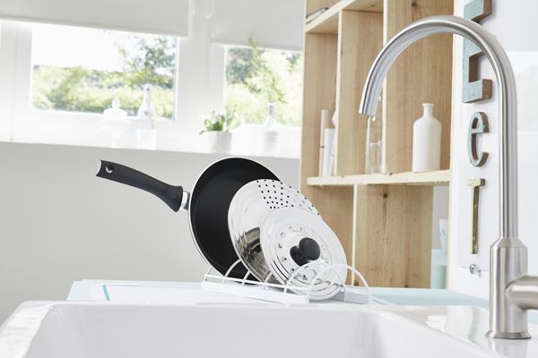 Supporto per coperchi pentole in filo metallico bianco  4 Compactor