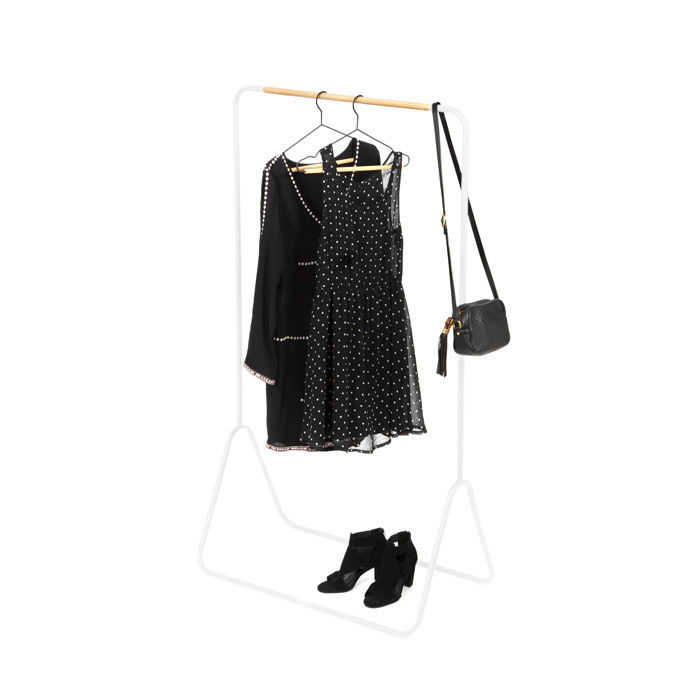 Elias – Stender in metallo laccato bianco. 4 Compactor