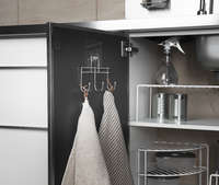 Gancio triplo adesivo da muro